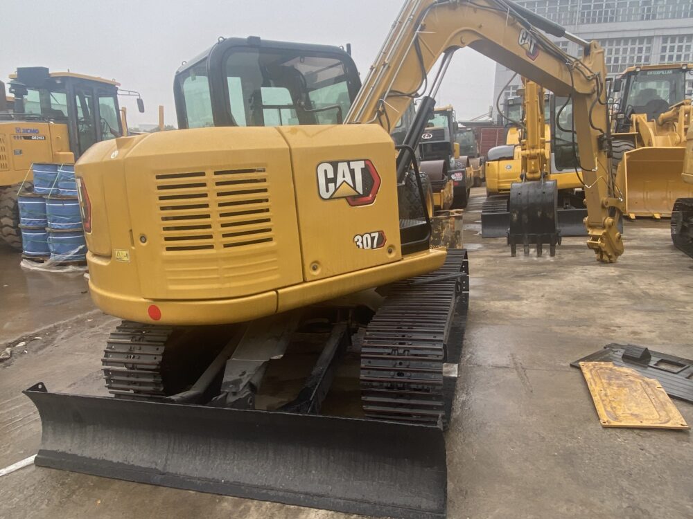 Excavator - Image 4