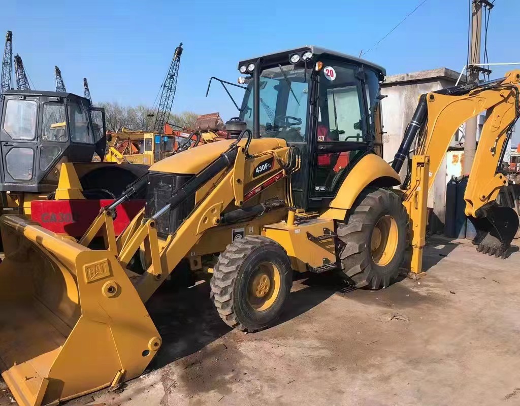 CAT 430F