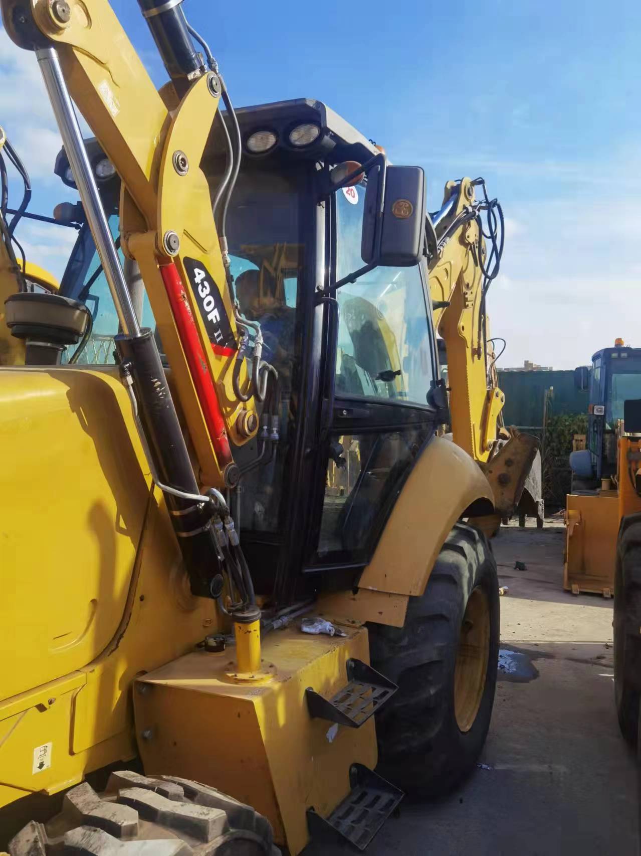 CAT 430F - Image 5